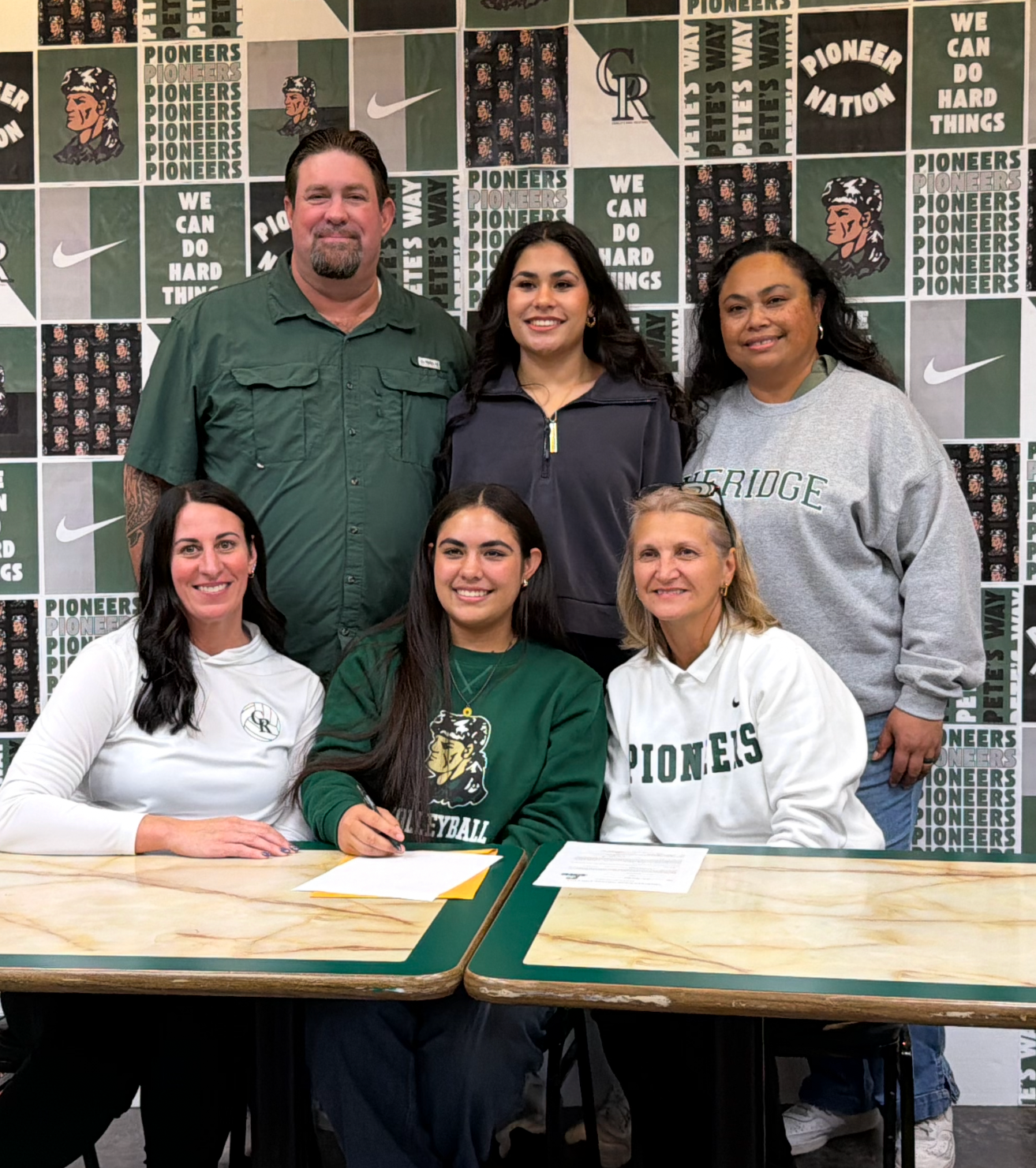 Pioneer Volleyball Inks Jade Guidry