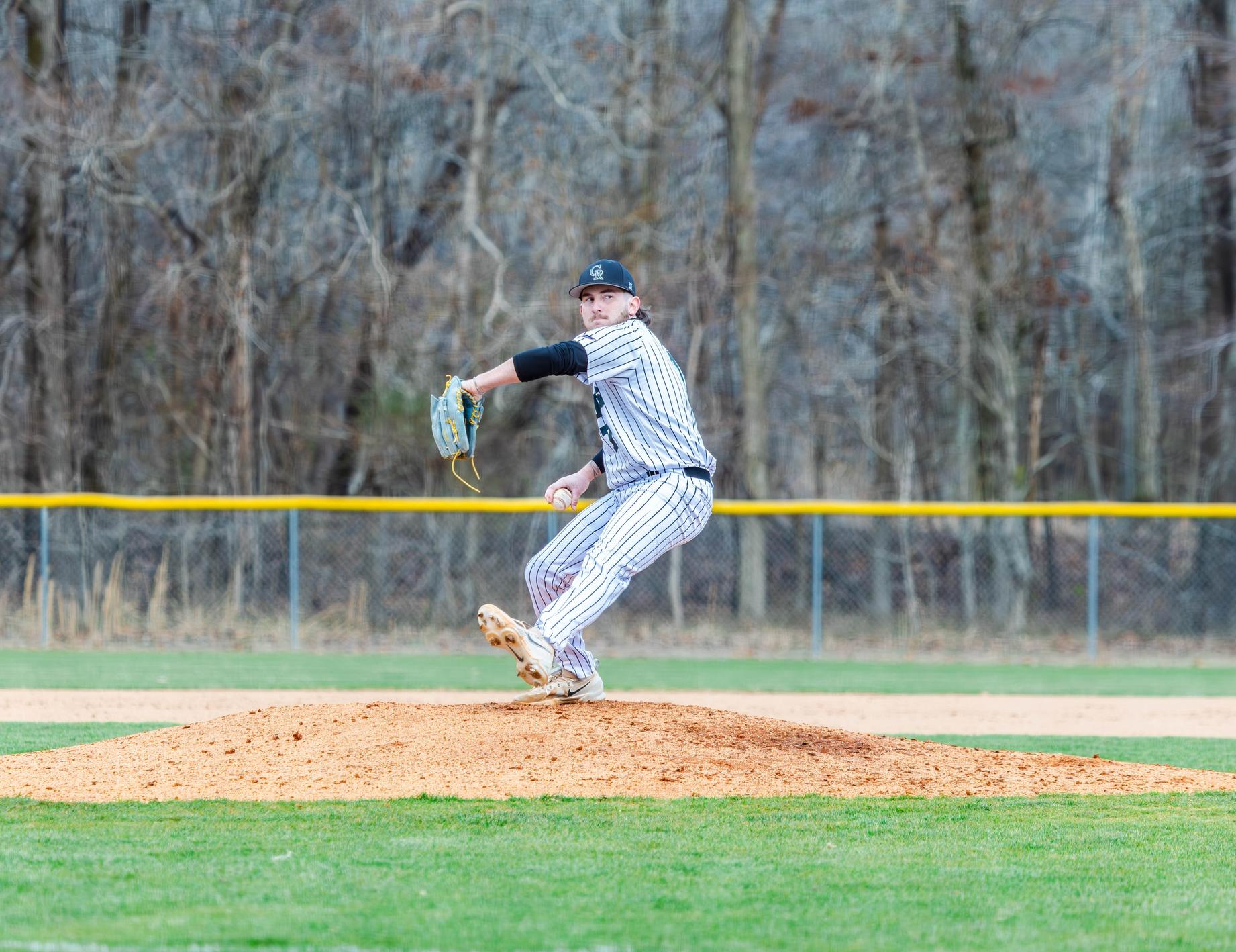 Pioneers Take Series Finale in Walnut Ridge