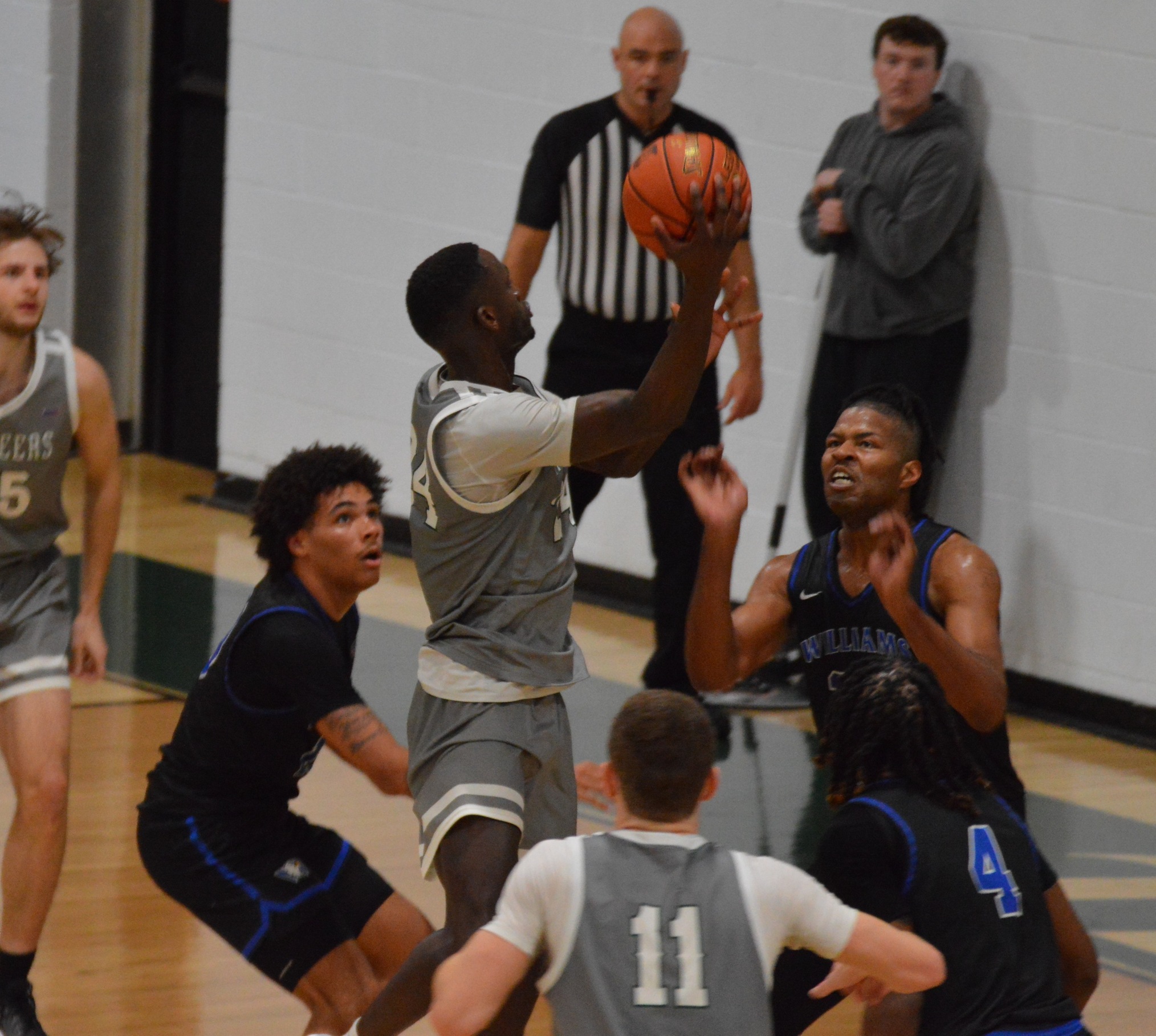 EAGLES WIN SHOOTOUT OVER PIONEERS